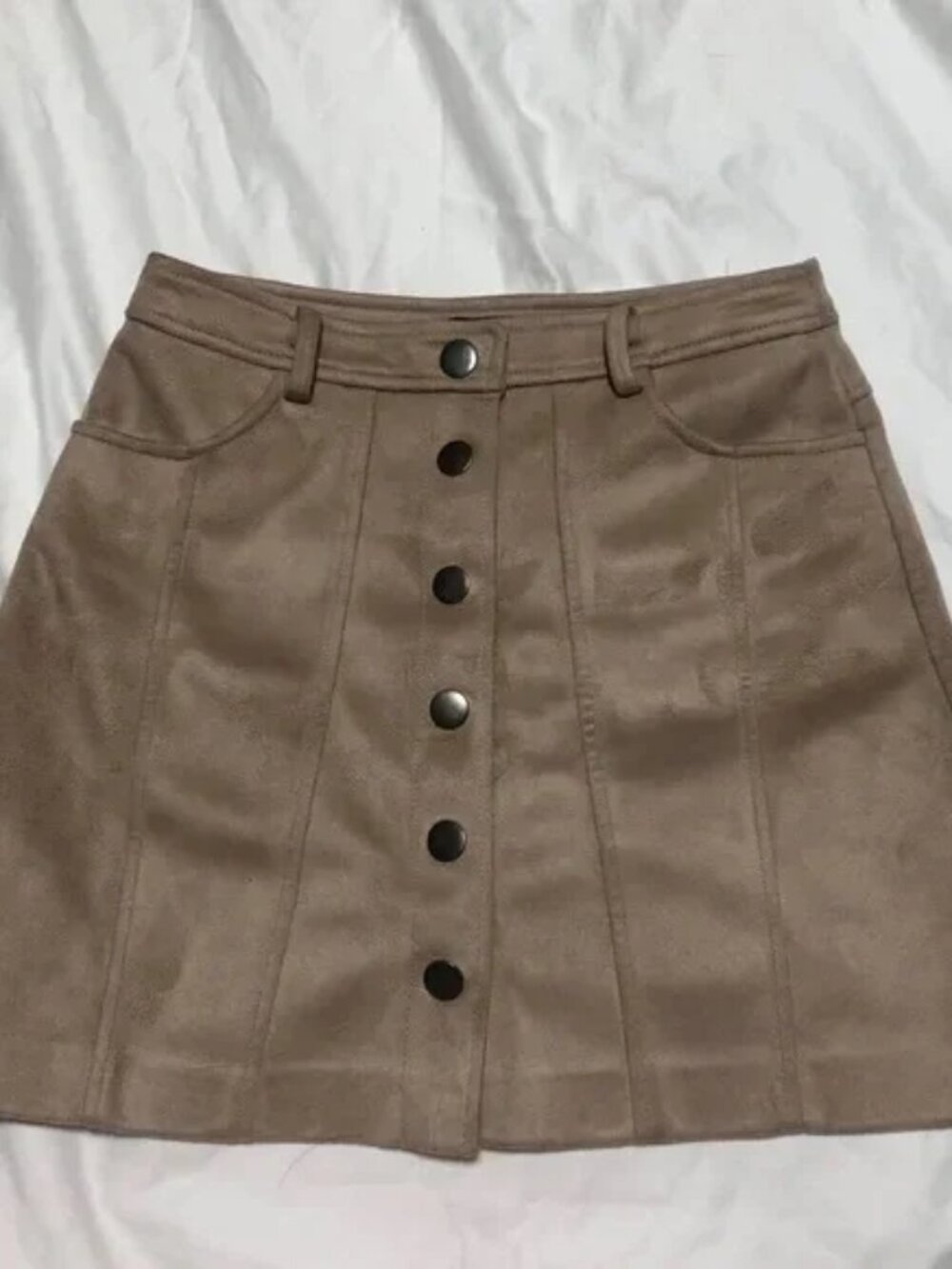 Zara TRF Mini Skirt Button Front Beige Faux Suede A Line High Waist 60s XS